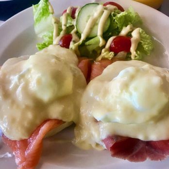 GC- Grain de Cafe - Eggs Benedict Salmon - Cafes Near Me - Naples, Florida