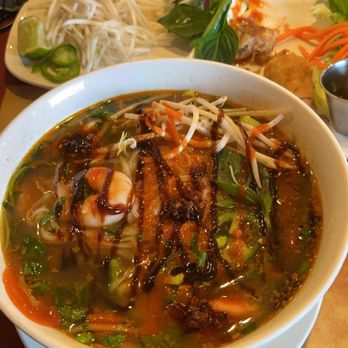 Pho Nom Nom - Vietnamese Near Me - Rockville, Maryland