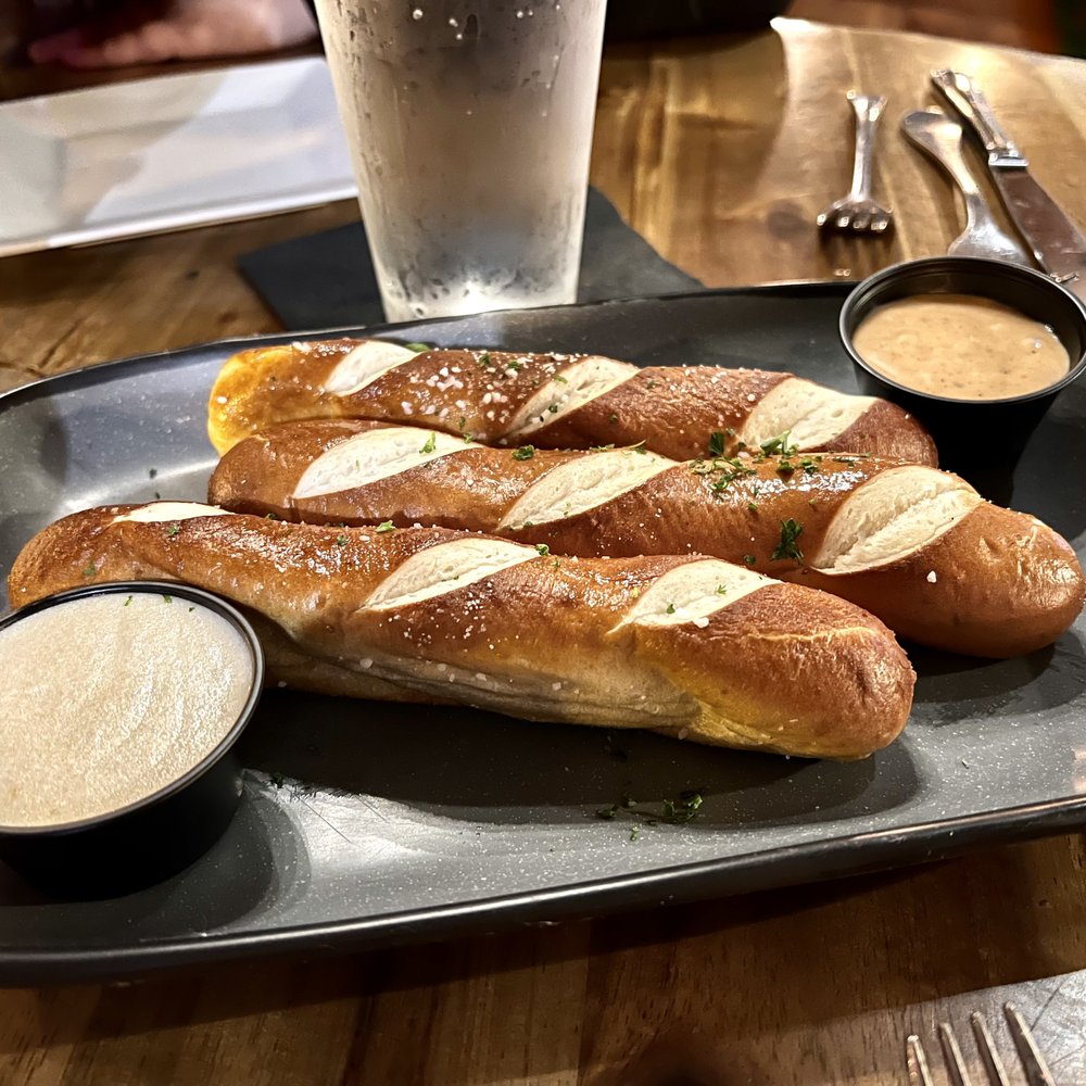 The Stubborn Mule - Loved the breadsticks - New American Near Me - Orlando, Florida The Stubborn Mule - Loved the breadsticks - New American Near Me - Orlando, Florida