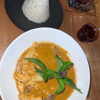 Sala Modern Thai Kitchen & Bar - Paneng curry with coconut rice - Thai Near Me - Toronto, Ontario Sala Modern Thai Kitchen & Bar - Paneng curry with coconut rice - Thai Near Me - Toronto, Ontario
