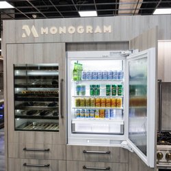 AJ Madison Home & Kitchen Appliances Showroom - Visit our Miami Appliance Showroom and experience the beauty of Monogram appliances.