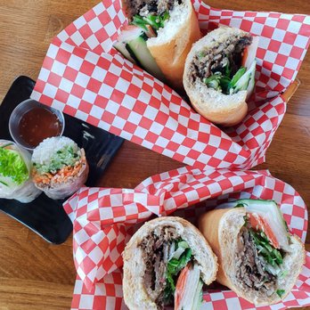 LES BA'GET - Lemongrass Pork and Oak Smoked Brisket baguettes & Spring roll - Vietnamese Near Me - Houston, Texas LES BA'GET - Lemongrass Pork and Oak Smoked Brisket baguettes & Spring roll - Vietnamese Near Me - Houston, Texas
