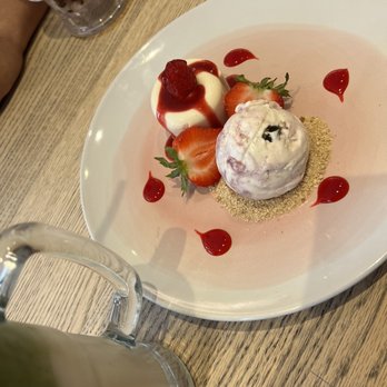 A La Mousse - lychee panna cotta - Desserts Near Me - Philadelphia, Pennsylvania A La Mousse - lychee panna cotta - Desserts Near Me - Philadelphia, Pennsylvania