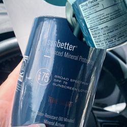 North Valley Wellness - Sunbetter Smart Tint Lotion - Water Resistant SPF 75 with Titanium Dioxide 3.5% & Zinc Oxide 10.0%