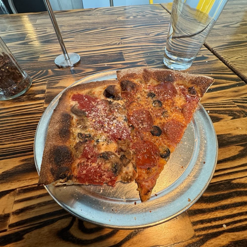 Fat Lip Pizza & Beer - Pizza Near Me - Corona, California Fat Lip Pizza & Beer - Pizza Near Me - Corona, California