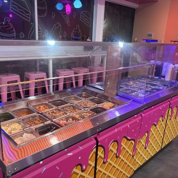 Elite Experience: Gelato Sweetspot - Topping bar - Yelp Events Near Me - Poway, California