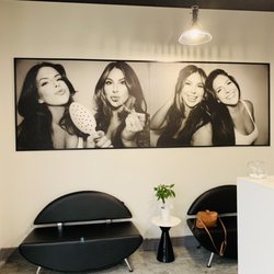 Abruzzo Beauty Bar - Adorable waiting area!
