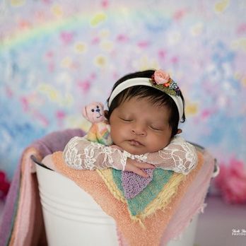 Shoshi Photography - Rainbow baby - Session Photography Near Me Shoshi Photography - Rainbow baby - Session Photography Near Me