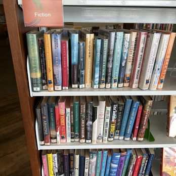 Pickerington Public Library - Fiction books - Libraries Near Me - Pickerington, Ohio