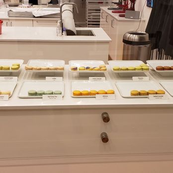 Macaron Bar - Select of macarons - Macarons Near Me - Indianapolis, Indiana