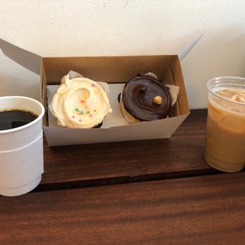 Baked & Wired - Vanilla and chocolate - Bakeries Near Me - Washington, DC, District of Columbia