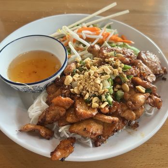 Midtown Pho - Grilled Chicken Vermicelli - Wine Bars Near Me - Raleigh, North Carolina Midtown Pho - Grilled Chicken Vermicelli - Wine Bars Near Me - Raleigh, North Carolina