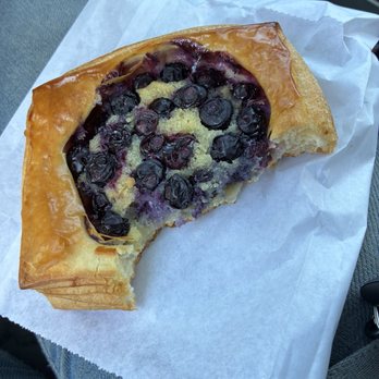 Des Croissants Paris - Blueberry pastry -clearly I couldn't even wait until after I took a picture to take a few bites!! - Bakeries Near Me - Culver City, California