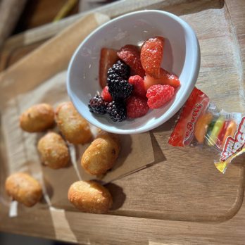 Finney's Crafthouse - Burbank - Kids Mini Corn Dogs with fruit - New American Near Me - Burbank, California