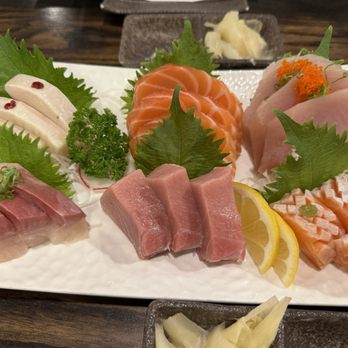 Rocket Sushi - Sashimi Platter Combo - Sushi Bars Near Me - San Francisco, California Rocket Sushi - Sashimi Platter Combo - Sushi Bars Near Me - San Francisco, California