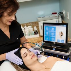 Facial Esthetique & MedSpa