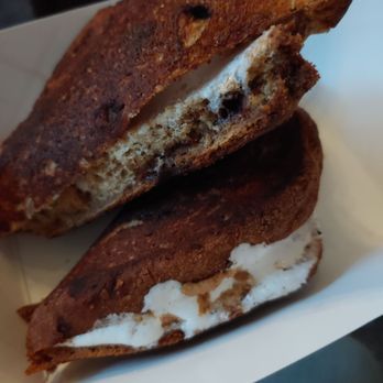Cheesy Street - Fluffernutter was outrageous! - Food Trucks Near Me - Kansas City, Kansas Cheesy Street - Fluffernutter was outrageous! - Food Trucks Near Me - Kansas City, Kansas