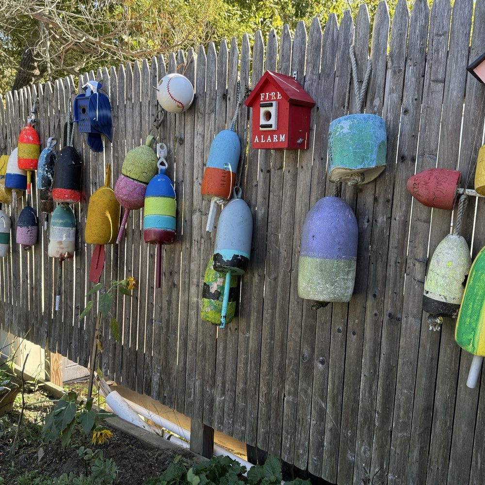 Very cute decor. Very cute decor.
