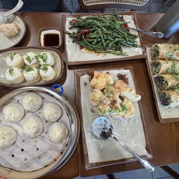 Dumpling U - Pan-Fried Pork Buns, Pork Soup Dumplings, Dry Fried String Beans, Honey Walnut Shrimp, House Special Beef Rolls - Chinese Near Me - Fresno, California Dumpling U - Pan-Fried Pork Buns, Pork Soup Dumplings, Dry Fried String Beans, Honey Walnut Shrimp, House Special Beef Rolls - Chinese Near Me - Fresno, California