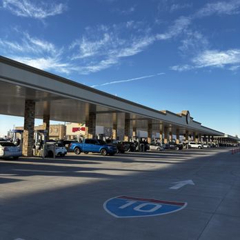 Buc-ee’s - Gas Stations Near Me - Goodyear, Arizona