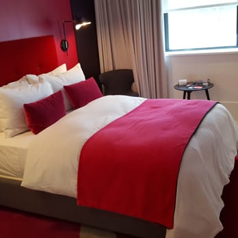 The William - A swanky. posh, and clean bed area. (Pic is of a Full size bed) - Hotels Near Me - New York, New York The William - A swanky. posh, and clean bed area. (Pic is of a Full size bed) - Hotels Near Me - New York, New York