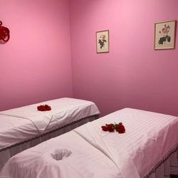 Asian massage spa