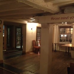 Falcon Hotel