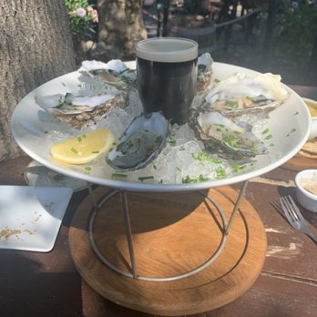 Fitzpatrick's Bar & Restaurant - Delicious oysters - Seafood Near Me - Jenkinstown, LH