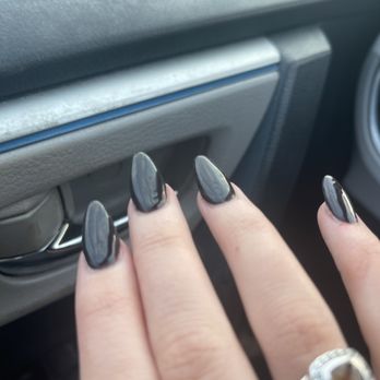 Oasis Nail Spa - Nail Salons Near Me - Austin, Texas