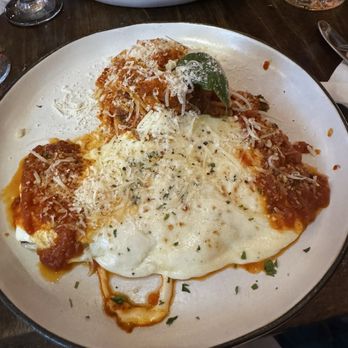 Il Divino - Pollo Parmagiana - Italian Near Me - New York, New York Il Divino - Pollo Parmagiana - Italian Near Me - New York, New York