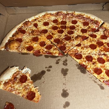 Benny Capolagos - Manassas - Pepperoni pizza - Pizza Near Me - Manassas, Virginia Benny Capolagos - Manassas - Pepperoni pizza - Pizza Near Me - Manassas, Virginia