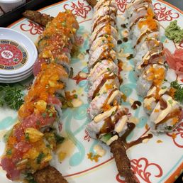 Maui-zowie, Mountain Dew, churn creek rolls. We enjoyed and loved the Maui-zowie the most