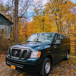 Winewagen Tours - Winter Vehicle for Wine Tours