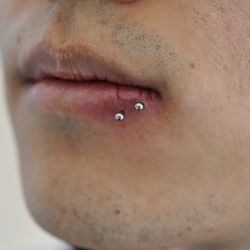 Baron Art Tattoo Piercing Studio