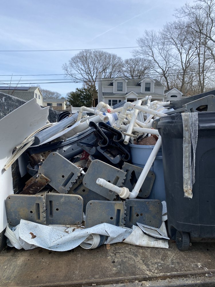 LP JUNK REMOVAL & HAULING - Updated June 2026 - 36 Photos - Brookhaven ...