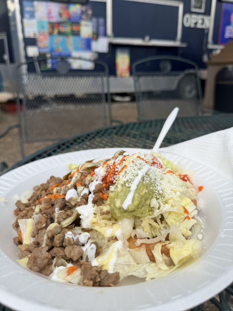 Taqueria Los Guaches Logo