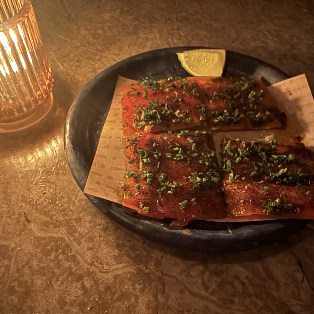 Si! Mon - Ahi - Latin American Near Me - Los Angeles, California