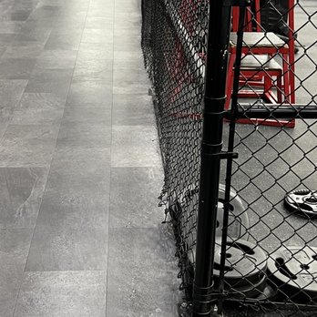 FITNESS PROJECT: Conroe - Damaged fencing posing a fall hazard - Trainers Near Me - Conroe, Texas
