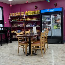 La Mini Michoacana Paleteria & Fruteria