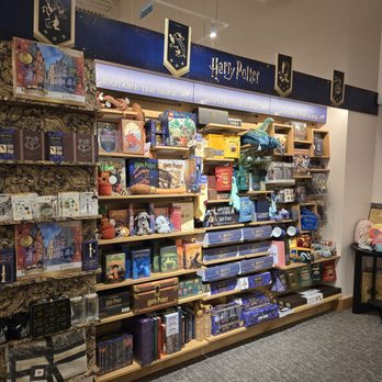 Barnes & Noble - Bookstores Near Me - Hopkins, Minnesota Barnes & Noble - Bookstores Near Me - Hopkins, Minnesota