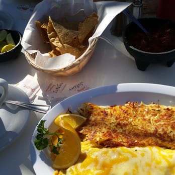 Splash Baja - Shrimp omlette! Can't even describe the goodness - spent the entire meal trying to figure out why it was so creamy. - Mexican Near Me - Primo Tapia, BCN