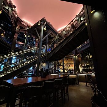 The Edison - Inside - Cocktail Bars Near Me - Lake Buena Vista, Florida The Edison - Inside - Cocktail Bars Near Me - Lake Buena Vista, Florida