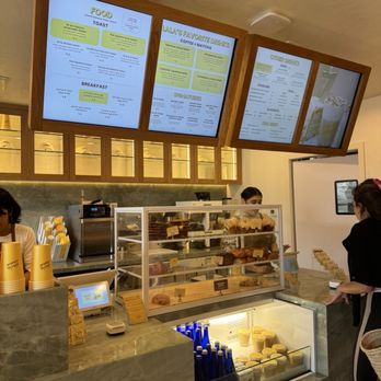 La La Land - Coffee & Tea Near Me - Newport Beach, California