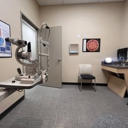 America's Best Contacts & Eyeglasses