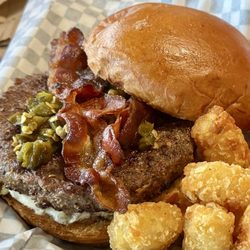 The Lucky Mutt - The Big Popper Burger was exceptional!