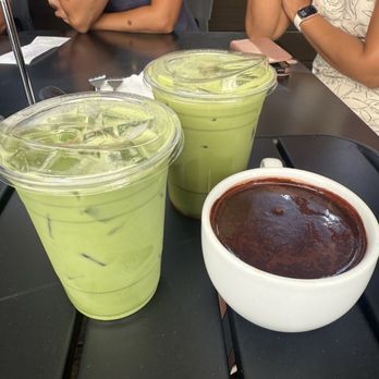 Amara Chocolate & Coffee - Iced Coconut Strawberry Matcha Latte 16oz Iced Matcha Latte Hot Venezuelan (Our famous chocolate) - Coffee & Tea Near Me - Pasadena, California
