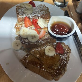 Ellen's - French toast. 10/10 - Breakfast & Brunch Near Me - Dallas, Texas Ellen's - French toast. 10/10 - Breakfast & Brunch Near Me - Dallas, Texas