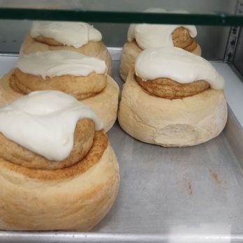 Suzie's Cafe & Catering - Big Cinnamon Rolls - Cafes Near Me - Valparaiso, Indiana Suzie's Cafe & Catering - Big Cinnamon Rolls - Cafes Near Me - Valparaiso, Indiana