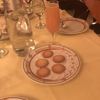 Harry Cipriani - Cookies they give you once your meal is complete, I believe they are short bread. - Italian Near Me - New York, New York Harry Cipriani - Cookies they give you once your meal is complete, I believe they are short bread. - Italian Near Me - New York, New York