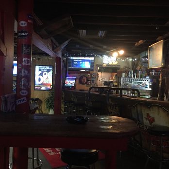 Riley's Bar & Grill - Great day drinking spot! - American Near Me - Midland, Texas